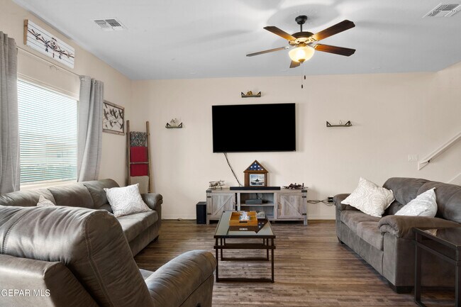 Building Photo - 13483 Halifax St