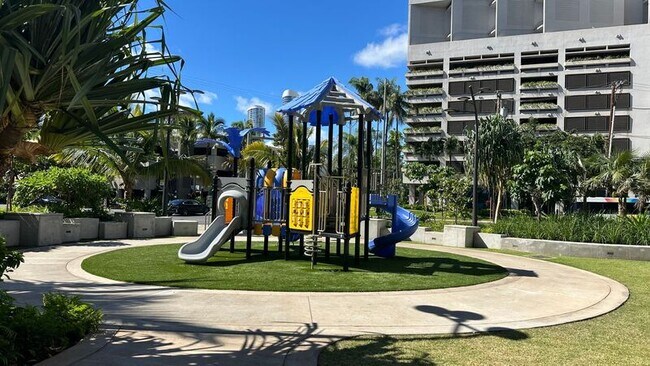 Building Photo - 1500 Rycroft St