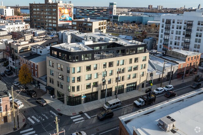 Aerial Photo - 965 Frankford