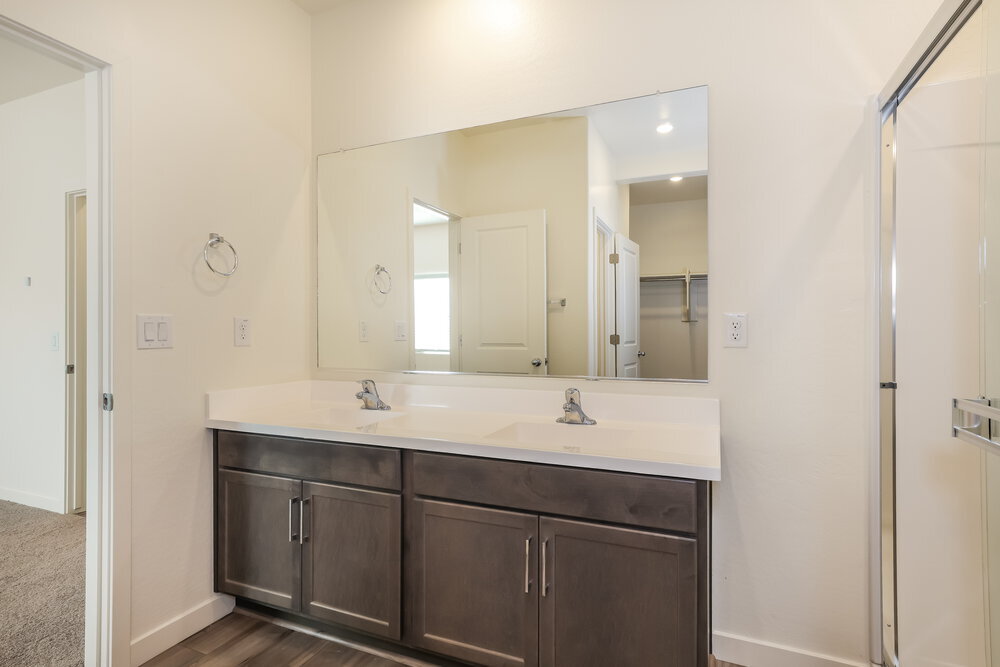 Building Photo - 24567 W Alta Vis Rd