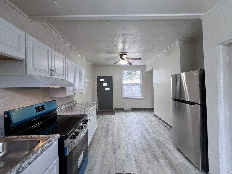 Building Photo - 425 Ohio Ave