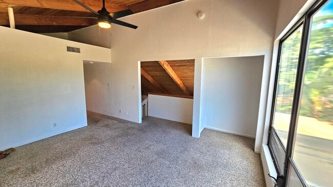 Building Photo - 2948 NW 69th Ct
