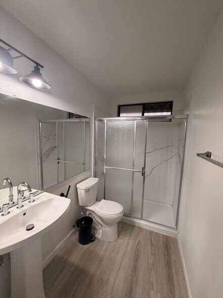 Building Photo - 3424 Natomas Park