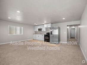 Building Photo - 15179 S Cantle Dr