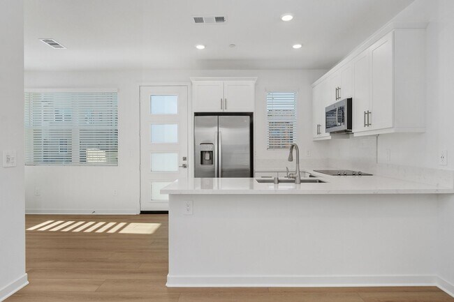 Building Photo - Modern Detached Home in Gated Nuvo Parkside