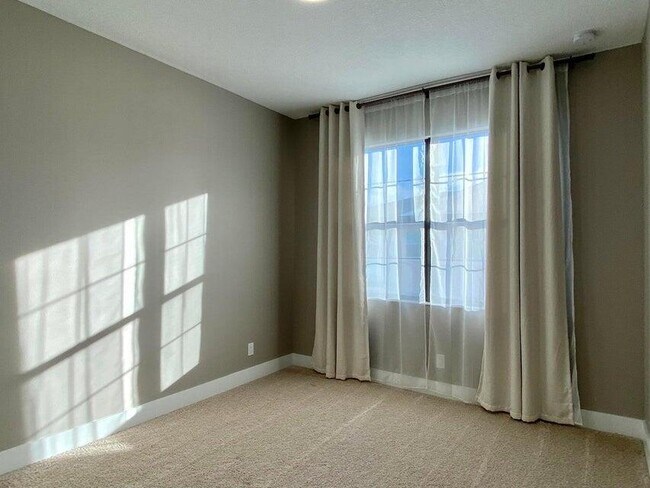 Building Photo - 12674 Machiavelli Way