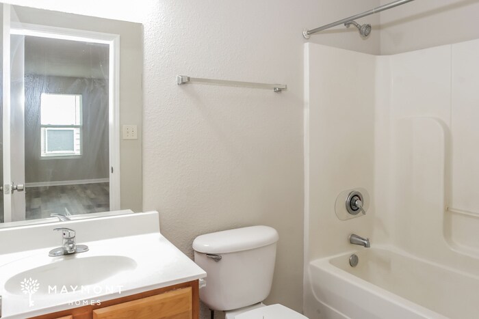 Building Photo - 138 Wethersfield Dr