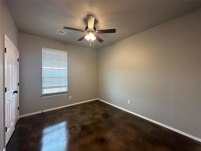Building Photo - 7620 Wildflower Way