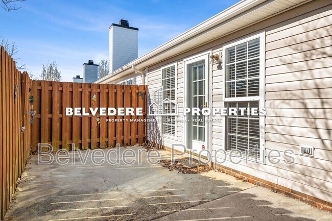 Building Photo - 4406 Single Tree Ln
