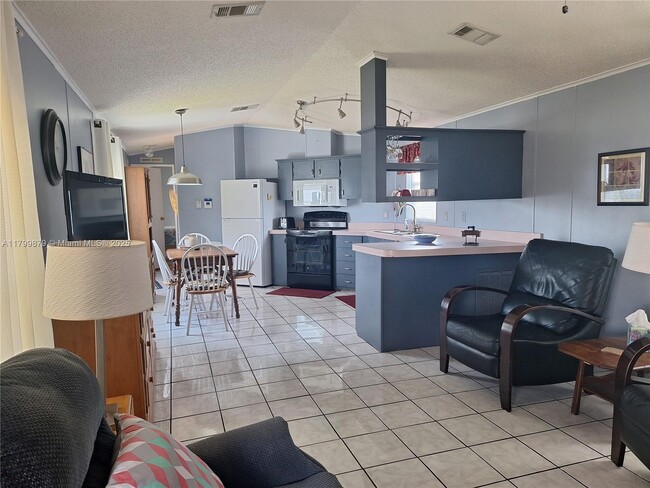 Building Photo - 35303 SW 180th Ave