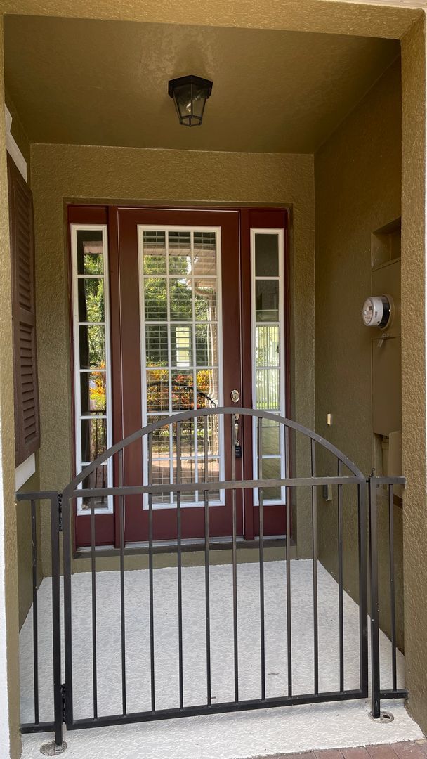 Building Photo - 9484 Strongbark Ln
