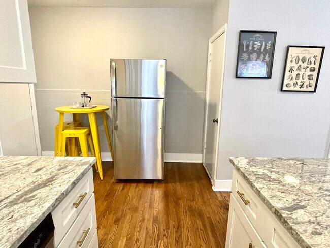 Building Photo - 2117 Maury Ave