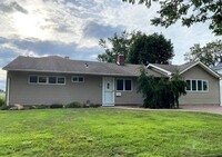 Building Photo - 66 Belmont Cir