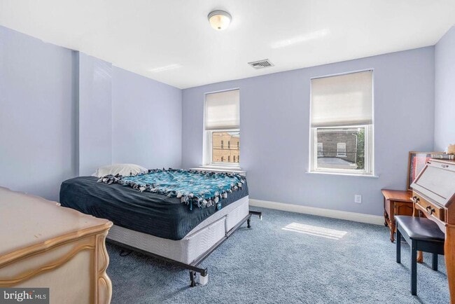 Building Photo - 7146 Tulip St