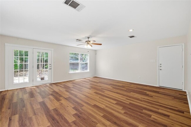 Building Photo - 10316 Garbacz Dr