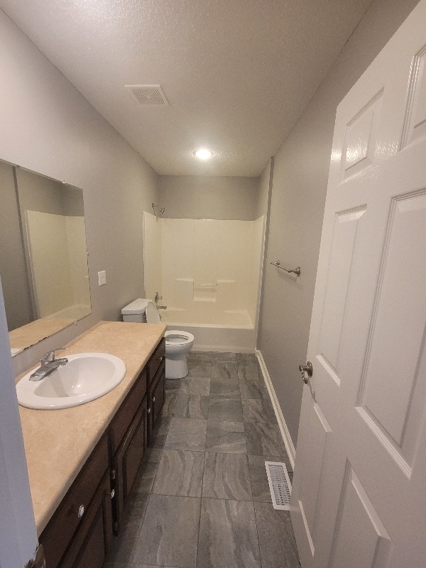 Building Photo - 3841 N 123rd St