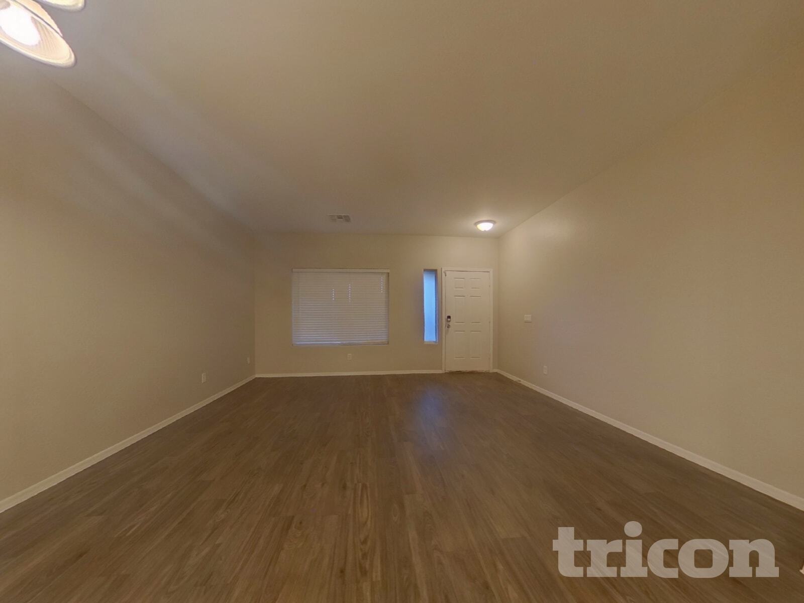 Building Photo - 11638 W Jackson St