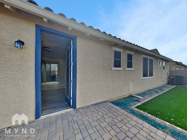 Building Photo - 451 S Hawes Rd