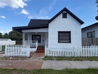 Building Photo - 2116 W Pine St