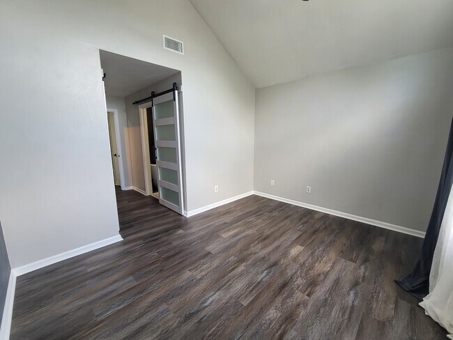 Building Photo - 1792 Moonstone Dr