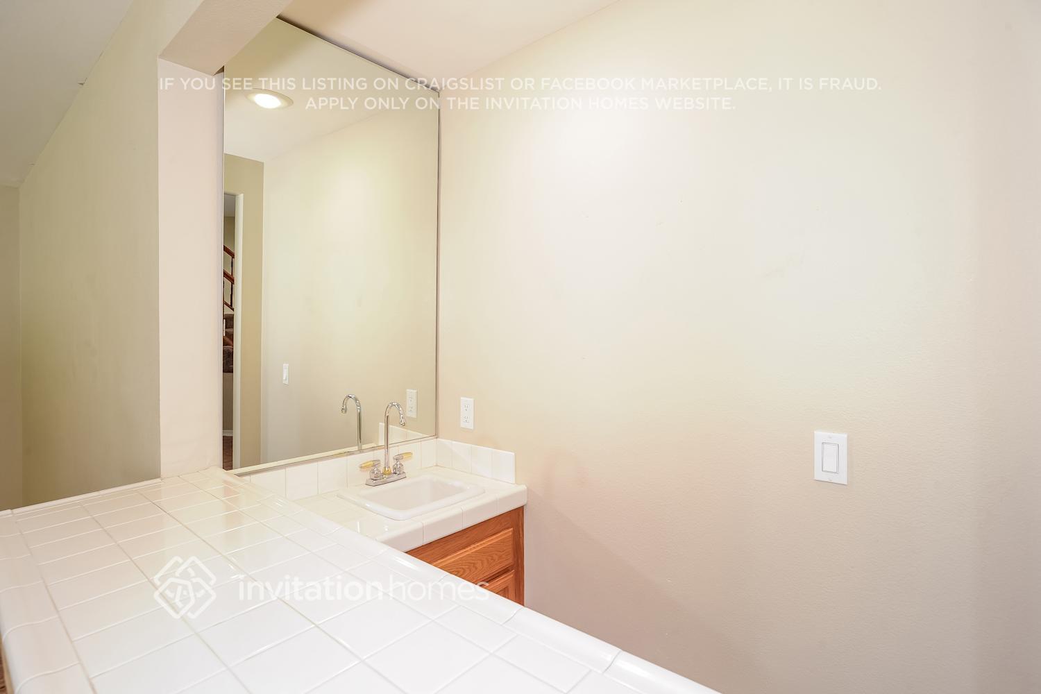 Building Photo - 41231 Crispi Ln