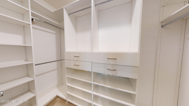 Building Photo - 3718 Ruby Kinglet Dr