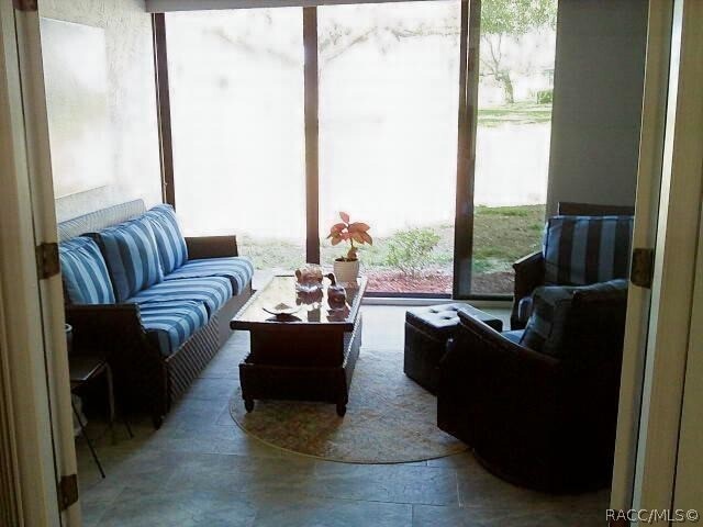 Building Photo - 760 E Gilchrist Ct