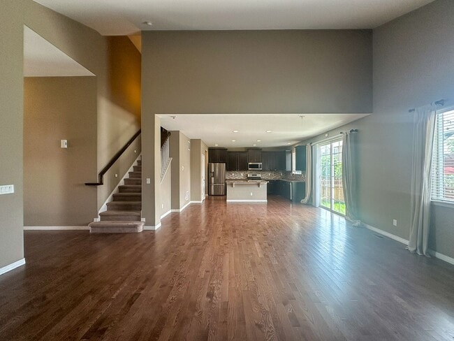 Building Photo - 4bd house in a heart of Dove Village!