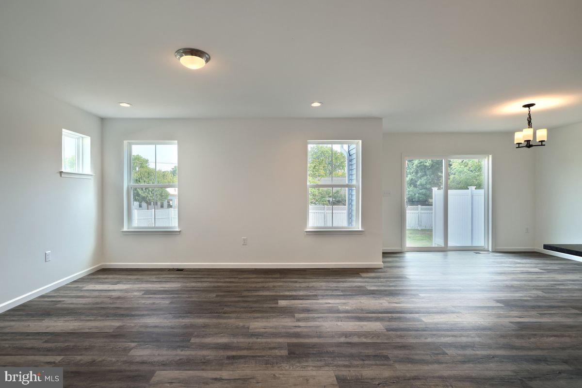 Building Photo - 36 Shillington Ln