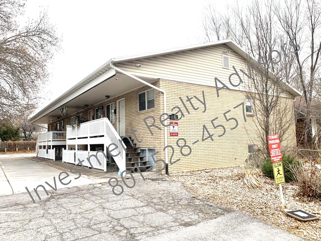 Building Photo - Two-Bedroom Apartment Near Liberty Park!