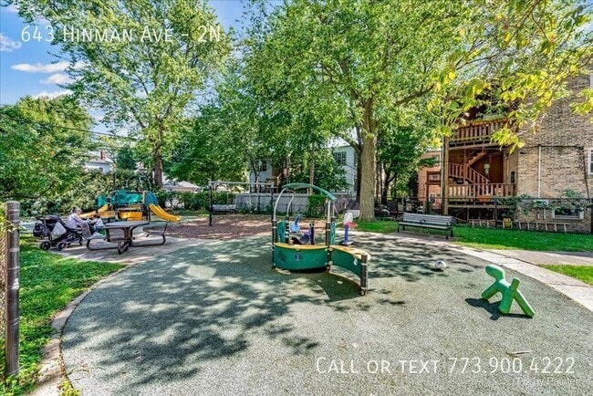 Building Photo - 643 Hinman Ave