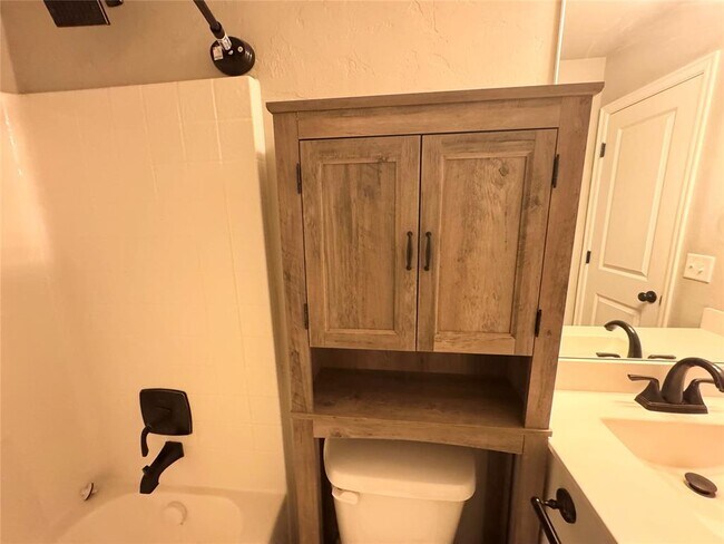 Building Photo - 11504 SW 8th Cir