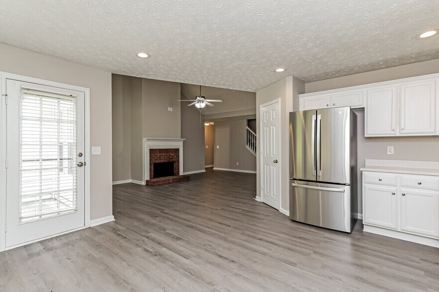 Building Photo - 225 Lassiter Dr