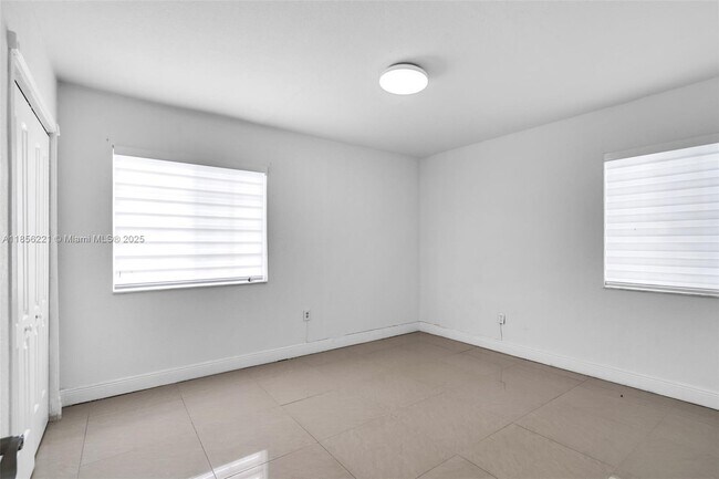 Building Photo - 13470 NW 16th Ave