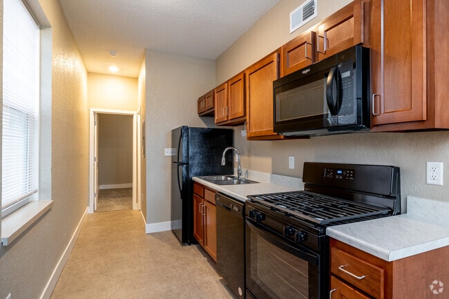 1BR, 1BA - 706 SF/Style A - Jazz Hill