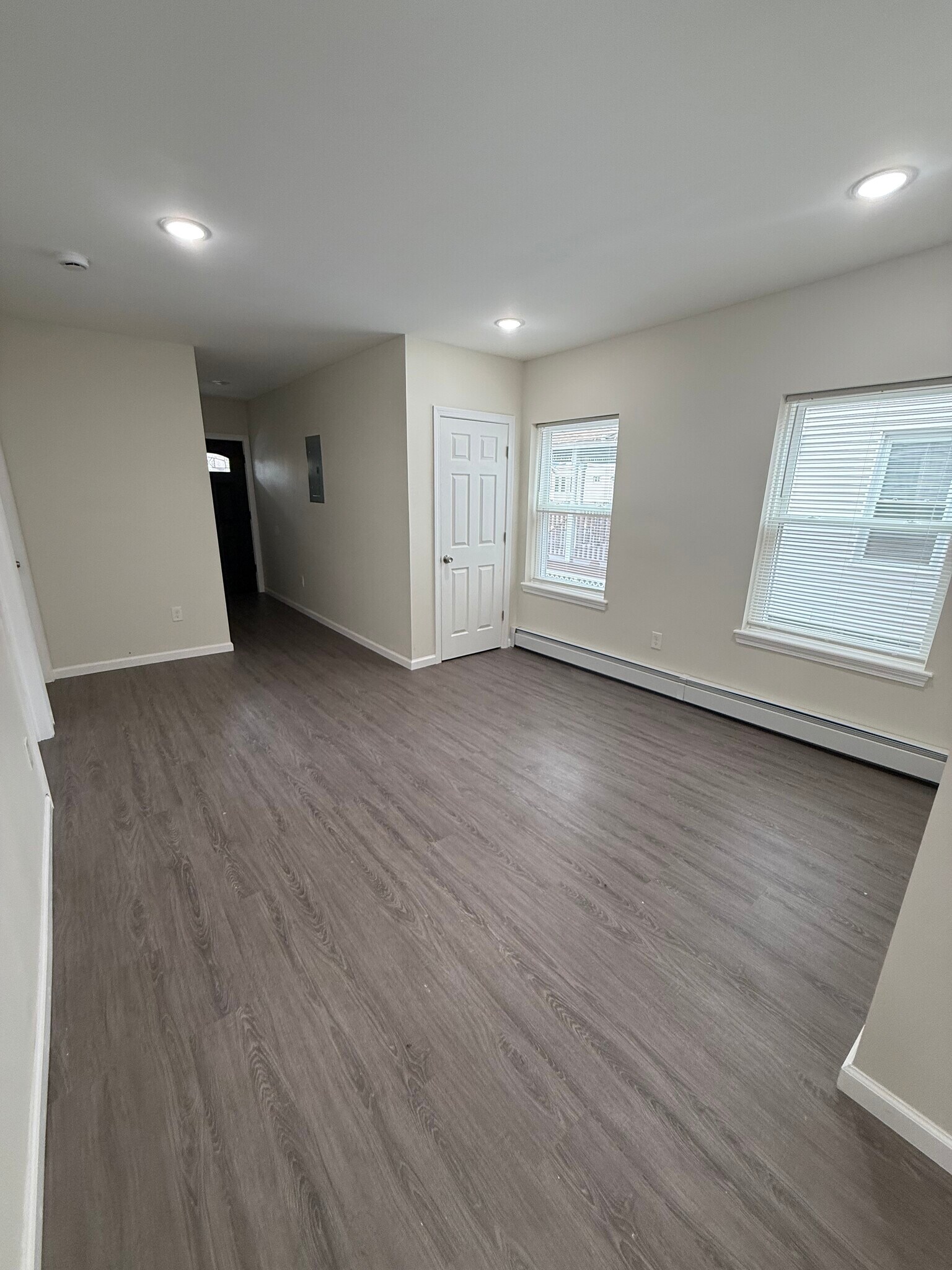 Living Room - 14 Brook St