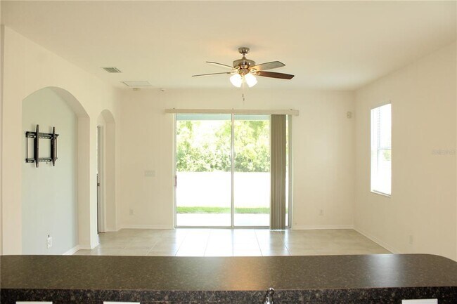 Building Photo - 5024 119th Terrace E