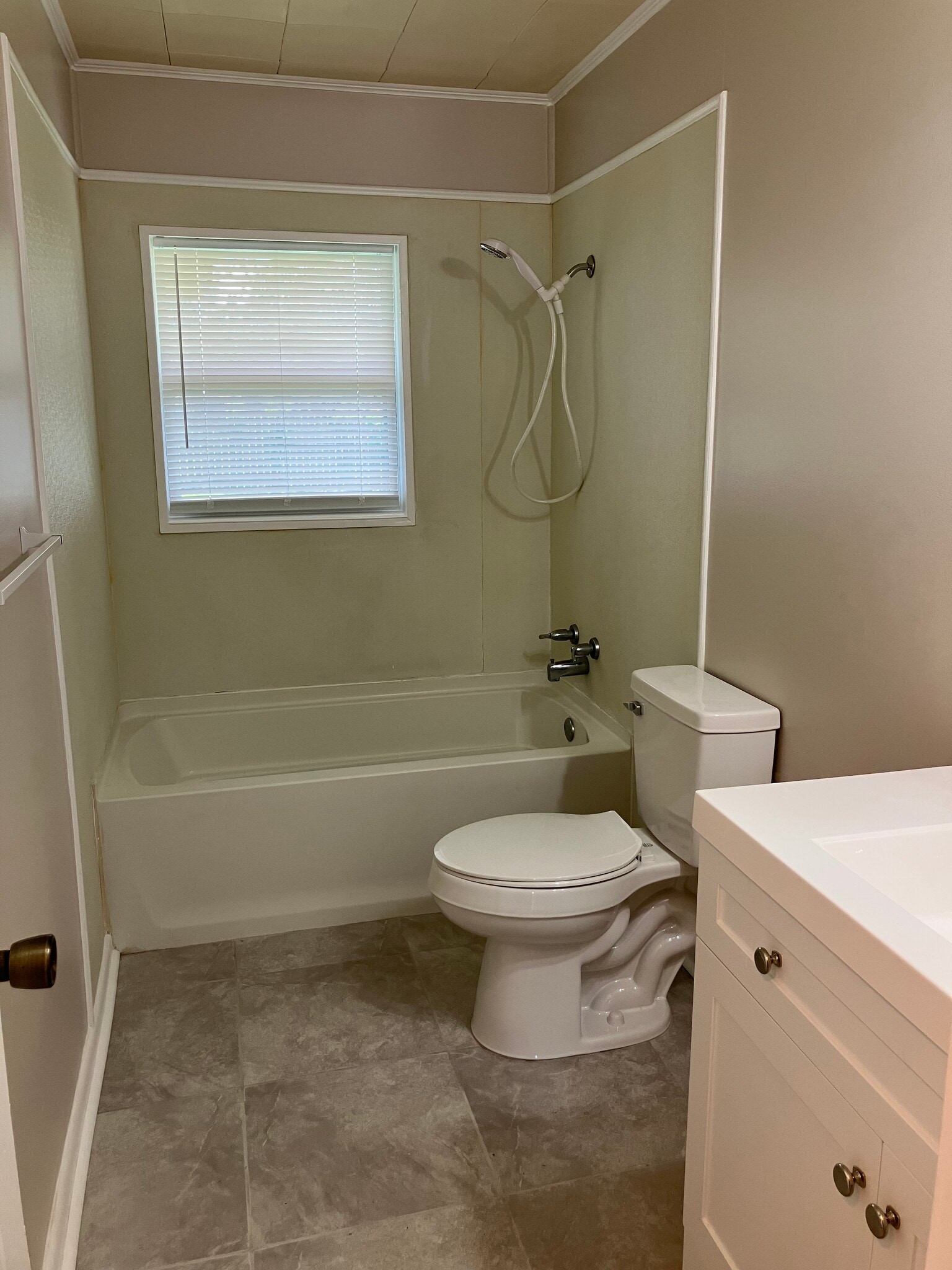 Building Photo - 7517 Madison Dr