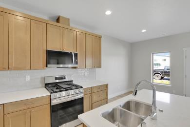 Building Photo - 749 Creative Way