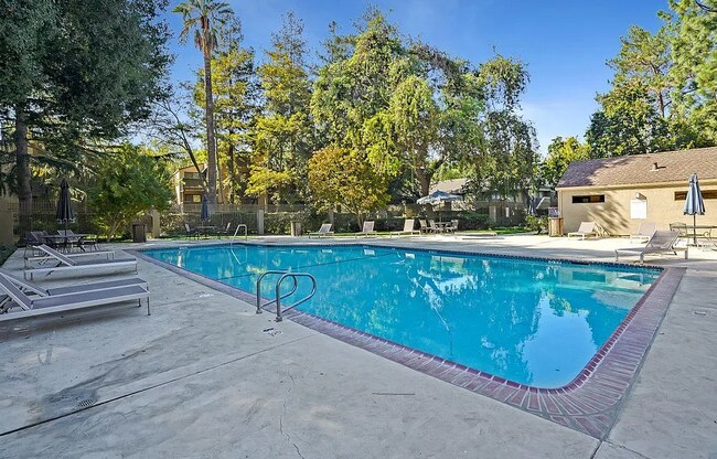 Building Photo - 5176 Makati Cir