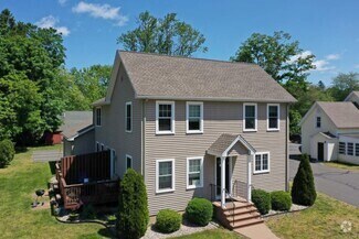 Building Photo - 20 Capen St