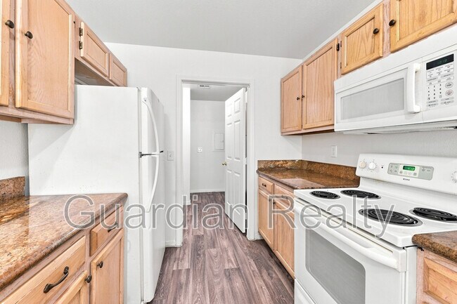 Building Photo - 3676 Renovah St