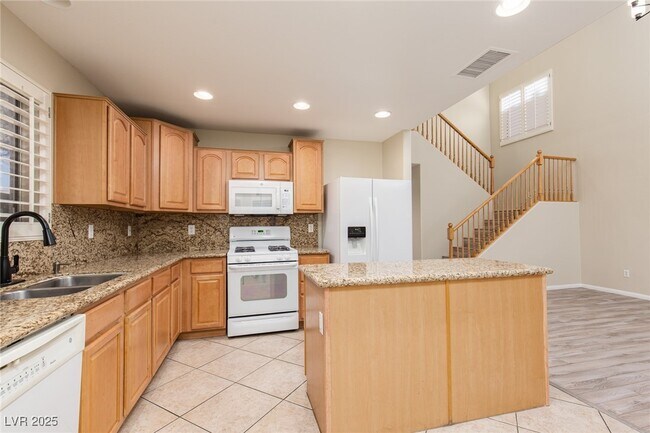 Building Photo - 7649 Lookout Hill St