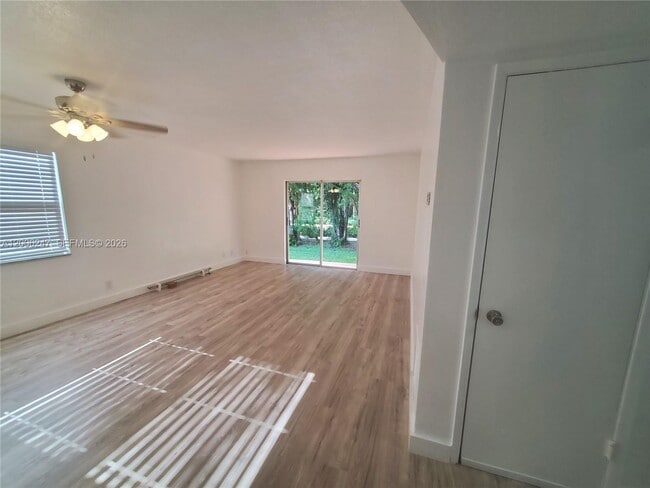 Building Photo - 9203 NW 38th Dr