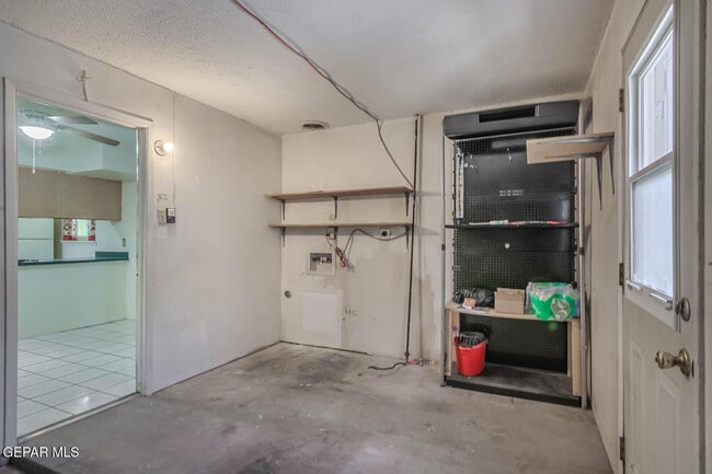 Building Photo - 2125 Pacheco Dr