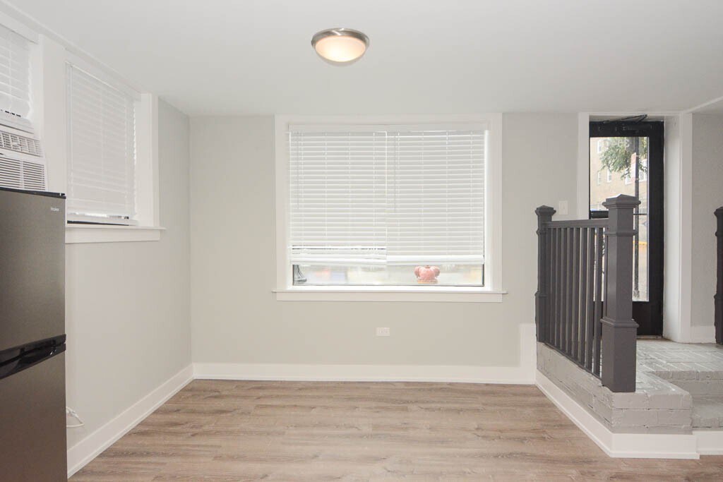 Building Photo - 3545 N Broadway