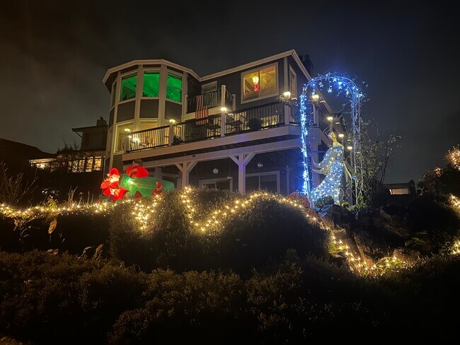 Building Photo - 29530 1st Ave S