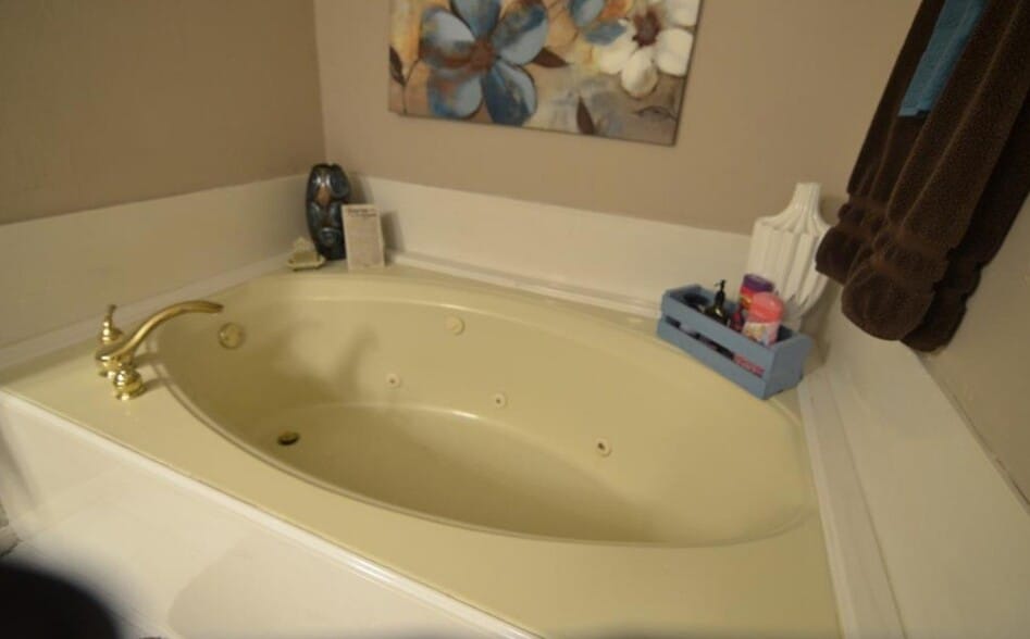 Building Photo - 2922 Double Lake Dr