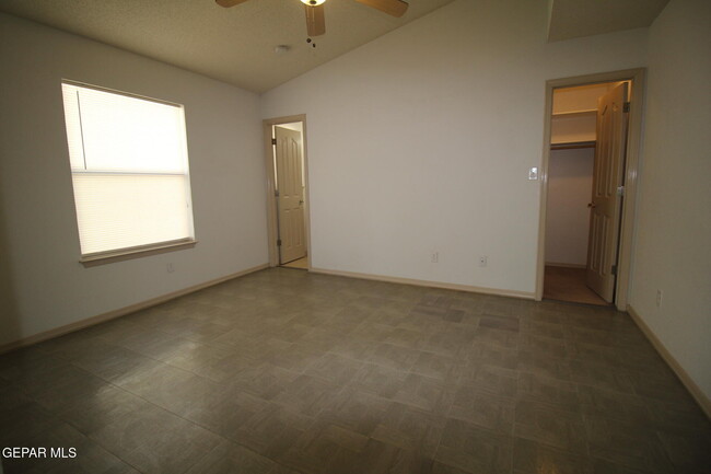 Building Photo - 14009 Robert Ituarte Dr