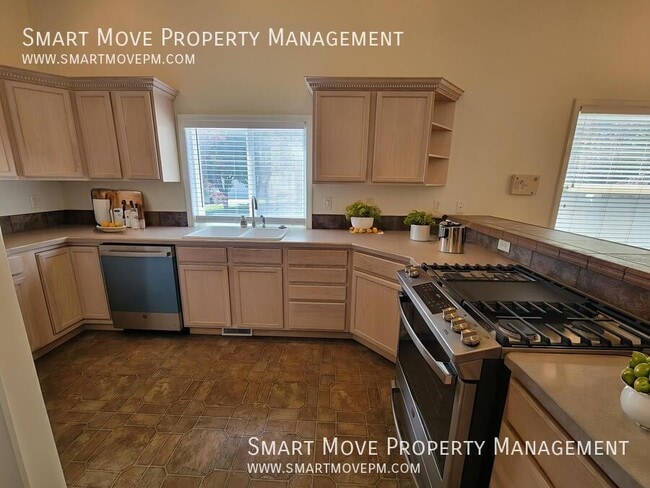 Building Photo - 9978 W Sleepy Hollow Ln
